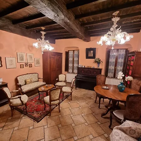Casa Dei Priori * نارني