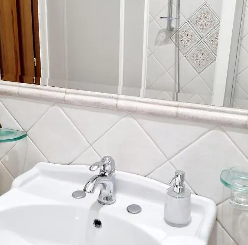 Casa Dei Priori نارني