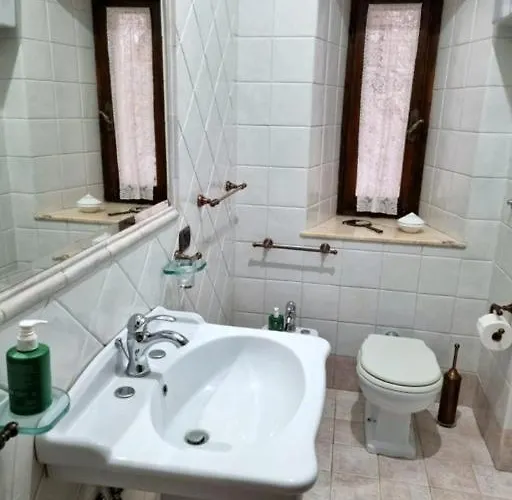 Casa Dei Priori شقة نارني